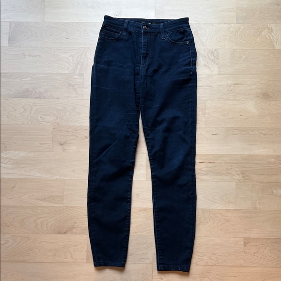 Joe’s Women’s High Rise Navy Skinny Jeans/Legging, Size 27 - Picture 2 of 5